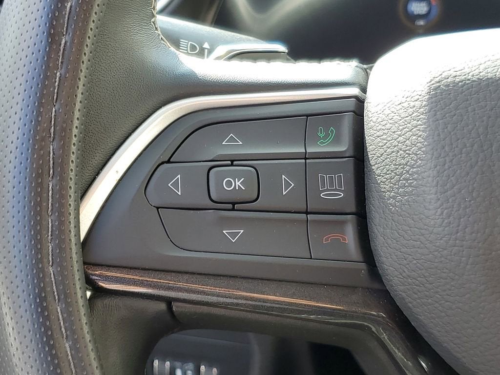 2022 Jeep Grand Cherokee L Laredo