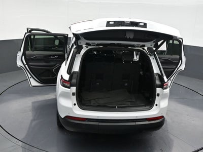 2022 Jeep Grand Cherokee L Altitude