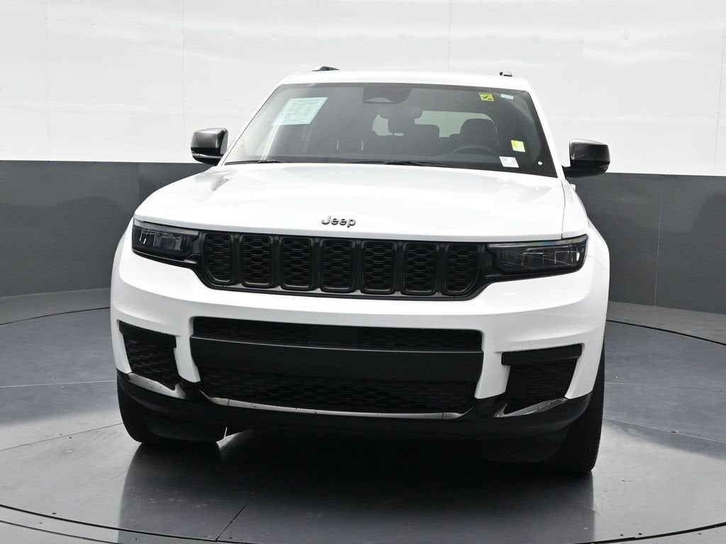 2022 Jeep Grand Cherokee L Altitude