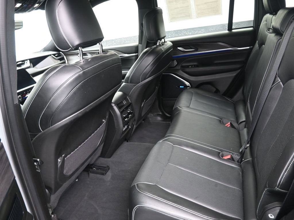 2022 Jeep Grand Cherokee 4xe Overland