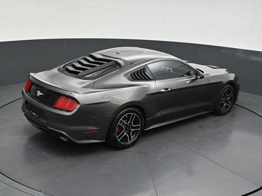 2020 Ford Mustang EcoBoost