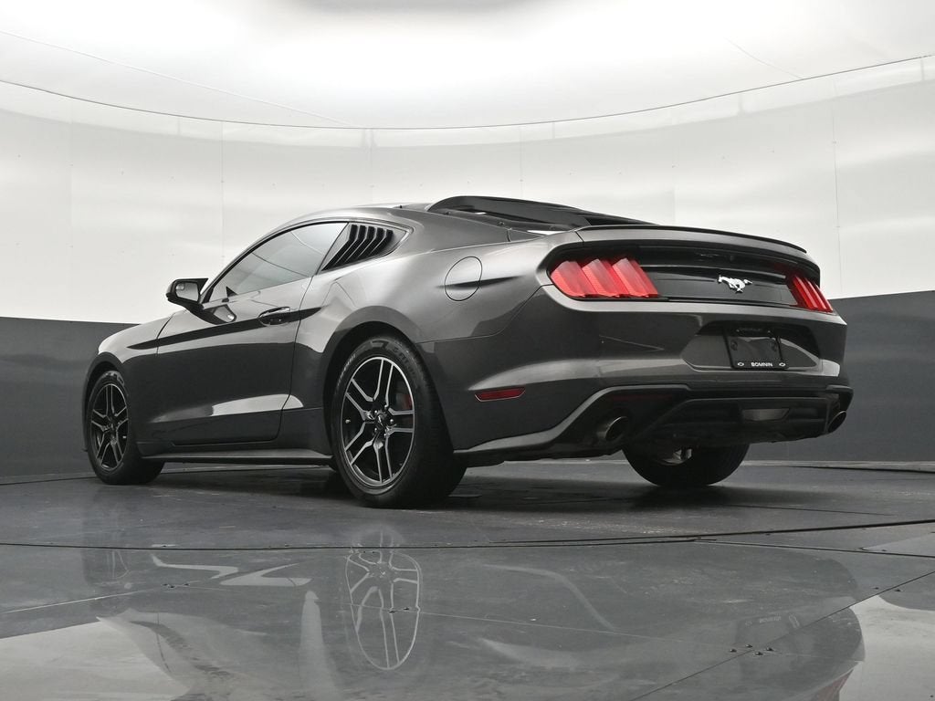 2020 Ford Mustang EcoBoost