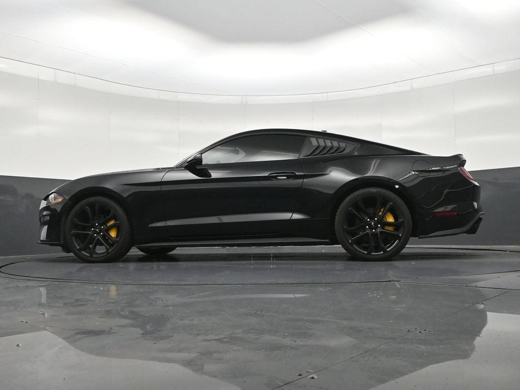 2022 Ford Mustang EcoBoost Premium Fastback