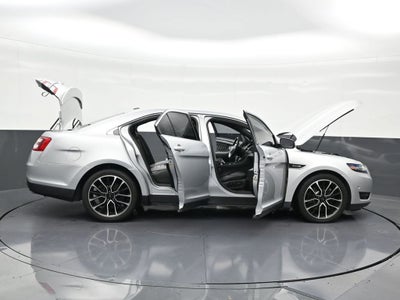 2018 Ford Taurus SHO