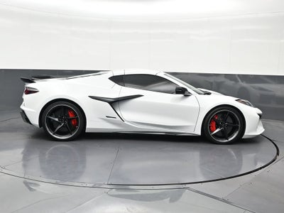 2025 Chevrolet Corvette E-Ray 1LZ