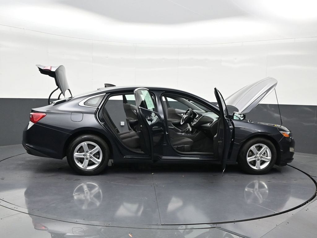 2022 Chevrolet Malibu LS