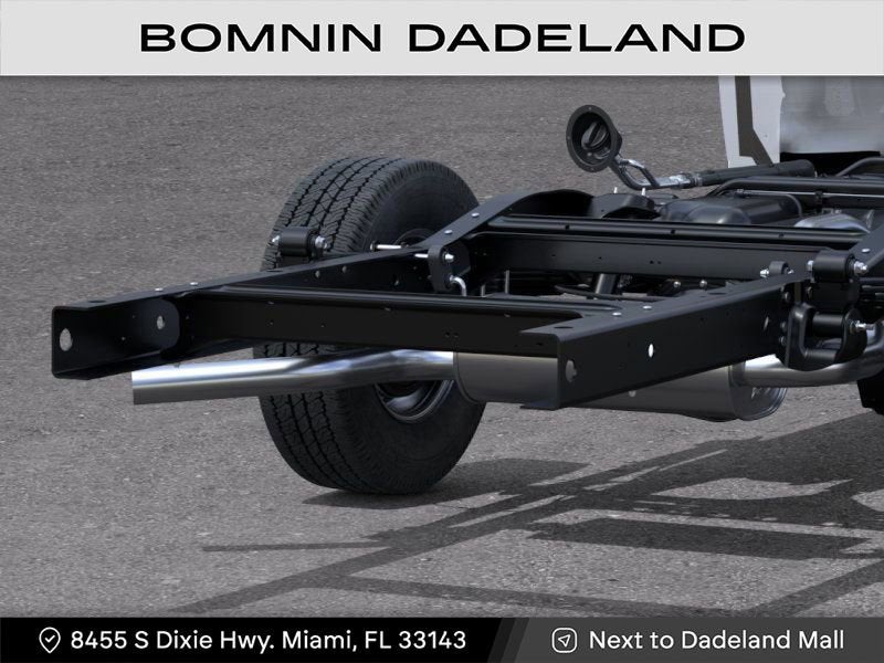 2025 Chevrolet Express Cutaway 3500 1WT