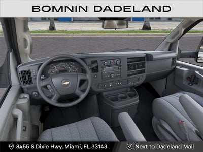 2025 Chevrolet Express Cutaway 3500 1WT