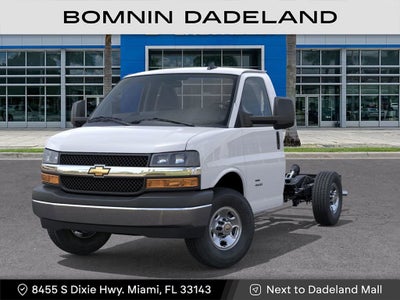 2025 Chevrolet Express Cutaway 3500 1WT