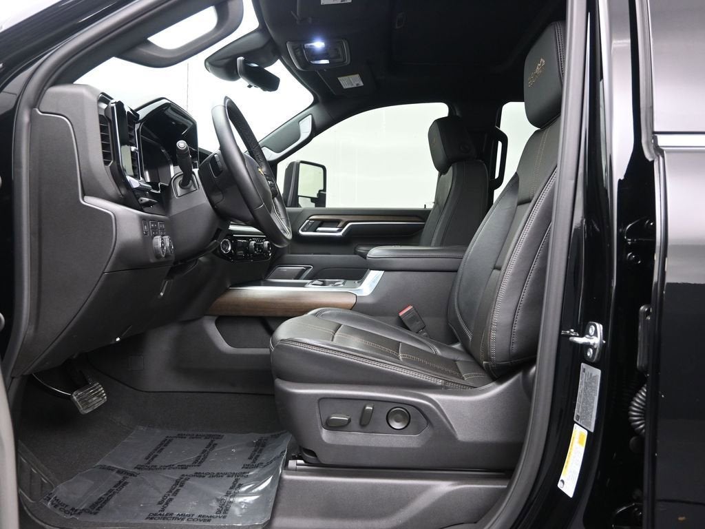 2026 Chevrolet Silverado 3500 HD High Country DRW