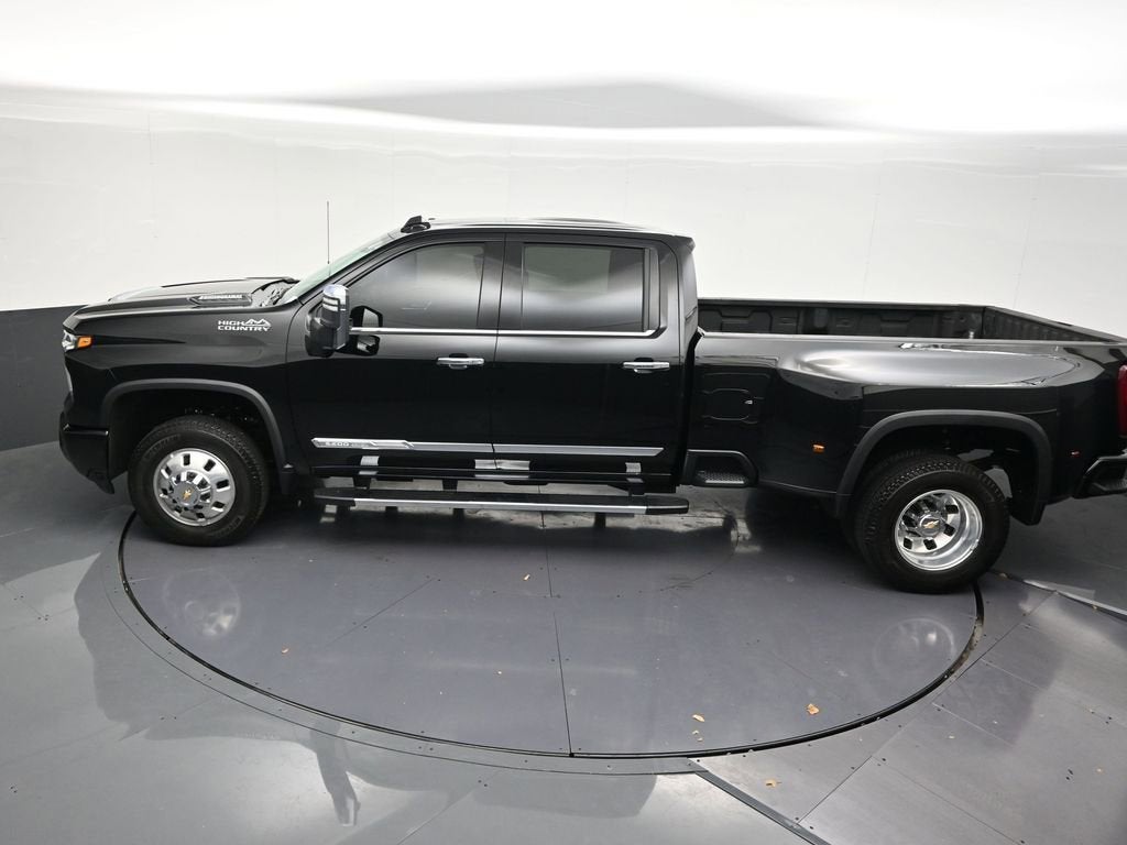 2026 Chevrolet Silverado 3500 HD High Country DRW