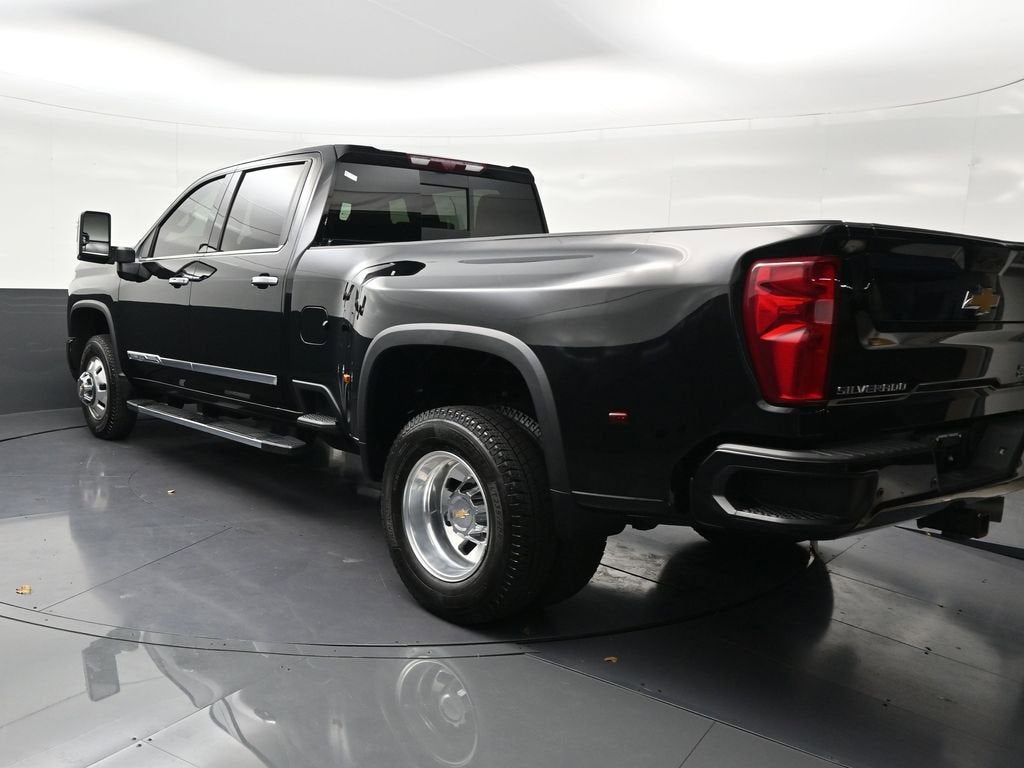 2026 Chevrolet Silverado 3500 HD High Country DRW