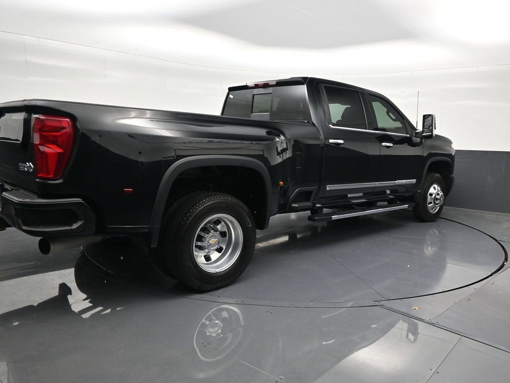 2026 Chevrolet Silverado 3500 HD High Country DRW