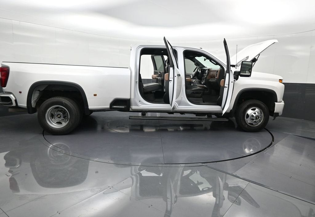 2022 Chevrolet Silverado 3500 HD High Country DRW