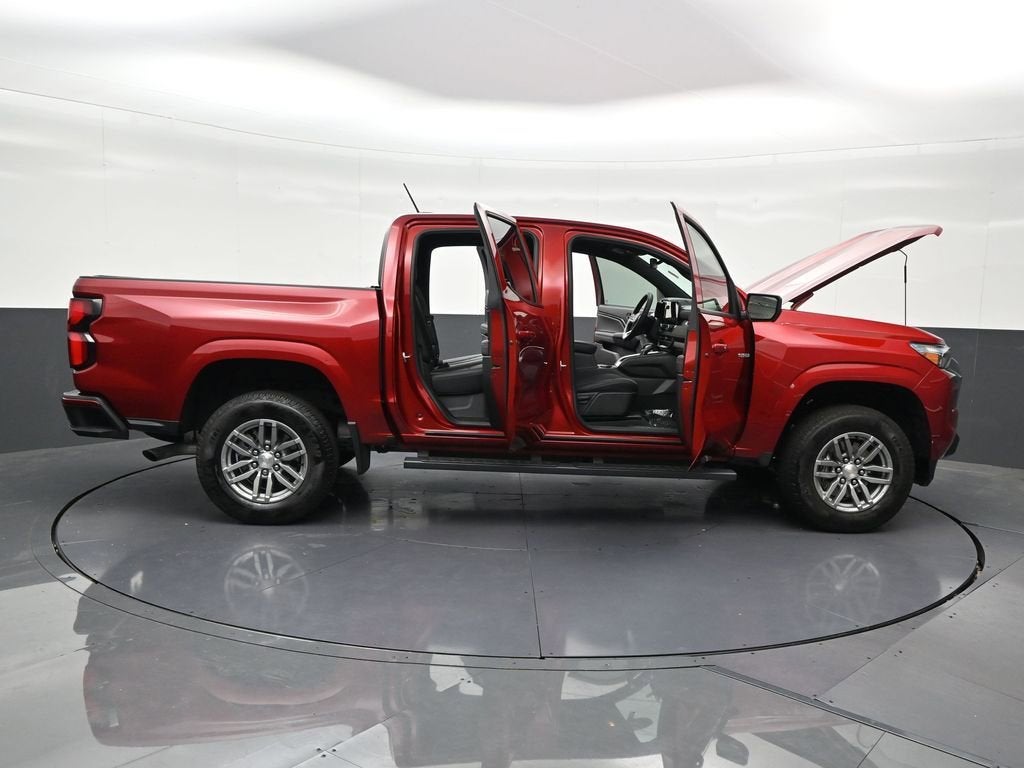 2025 Chevrolet Colorado WT/LT