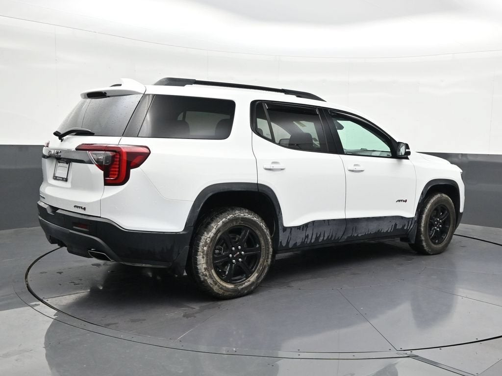 2023 GMC Acadia AT4