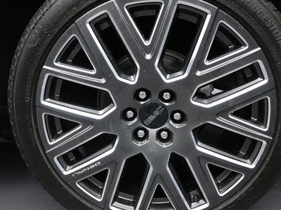 2025 GMC Yukon Denali Ultimate