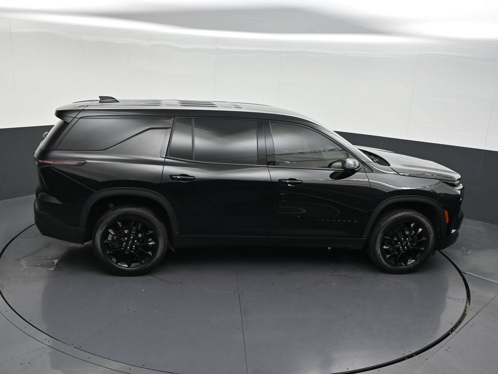 2024 Chevrolet Traverse LS