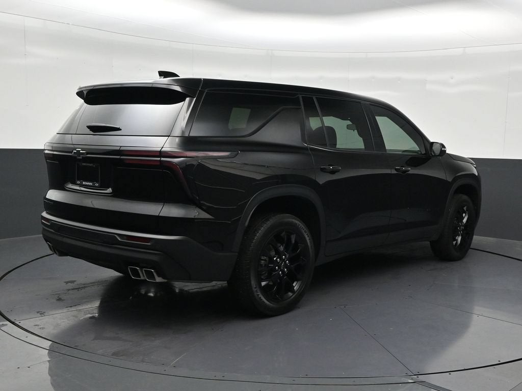 2024 Chevrolet Traverse LS