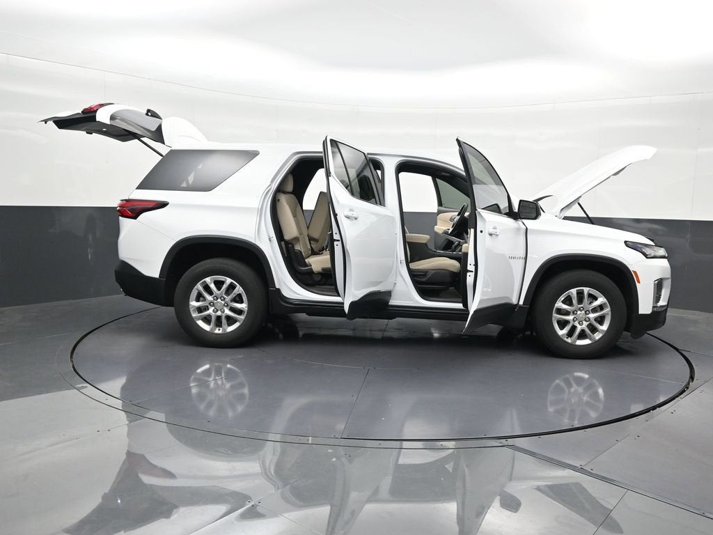 2023 Chevrolet Traverse LS