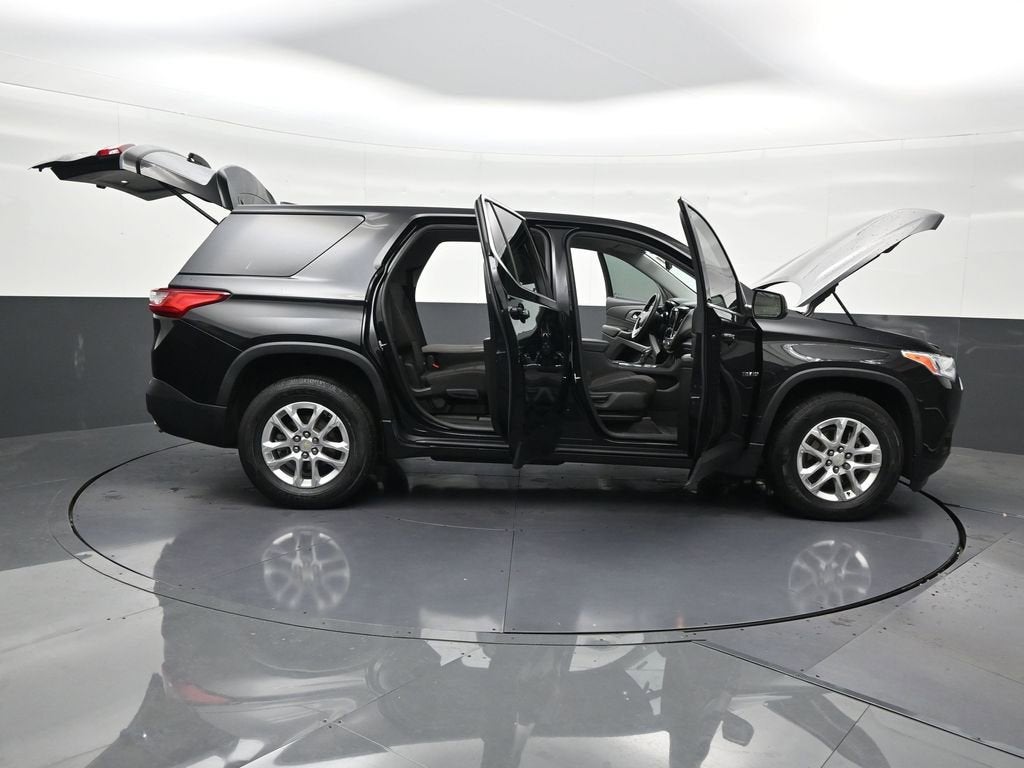 2021 Chevrolet Traverse LS