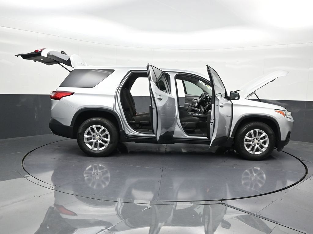 2021 Chevrolet Traverse LS