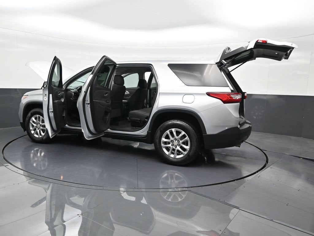 2021 Chevrolet Traverse LS