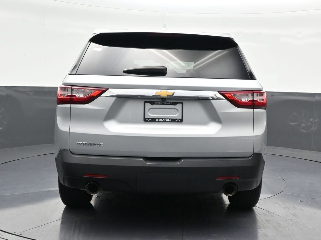2021 Chevrolet Traverse LS