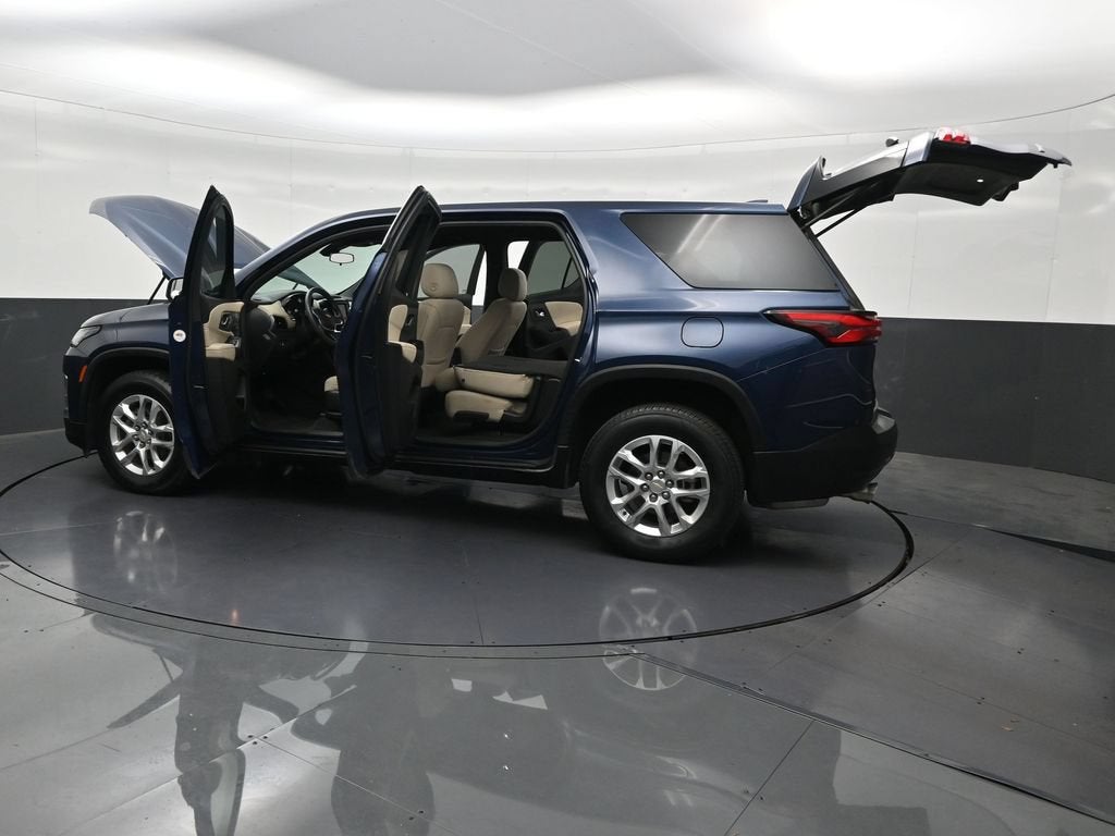 2023 Chevrolet Traverse LS