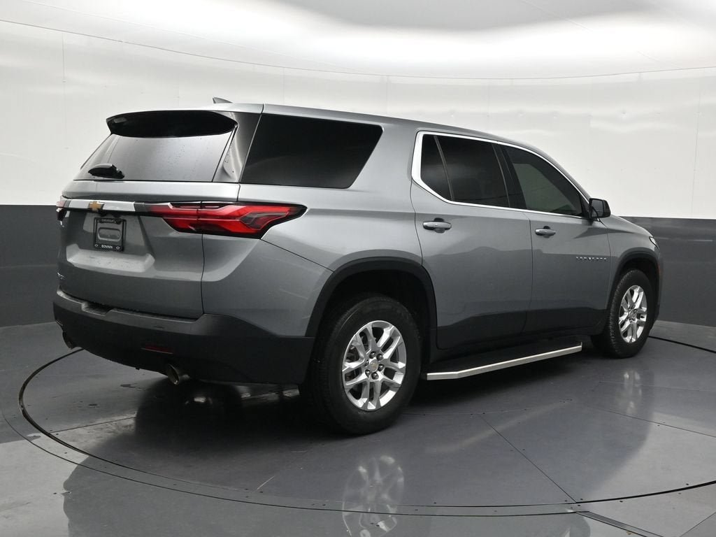 2023 Chevrolet Traverse LS