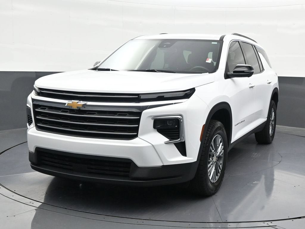 2024 Chevrolet Traverse LT