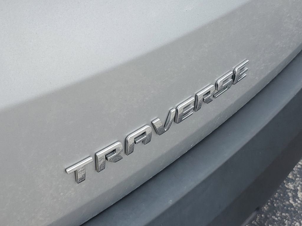 2021 Chevrolet Traverse LT Cloth