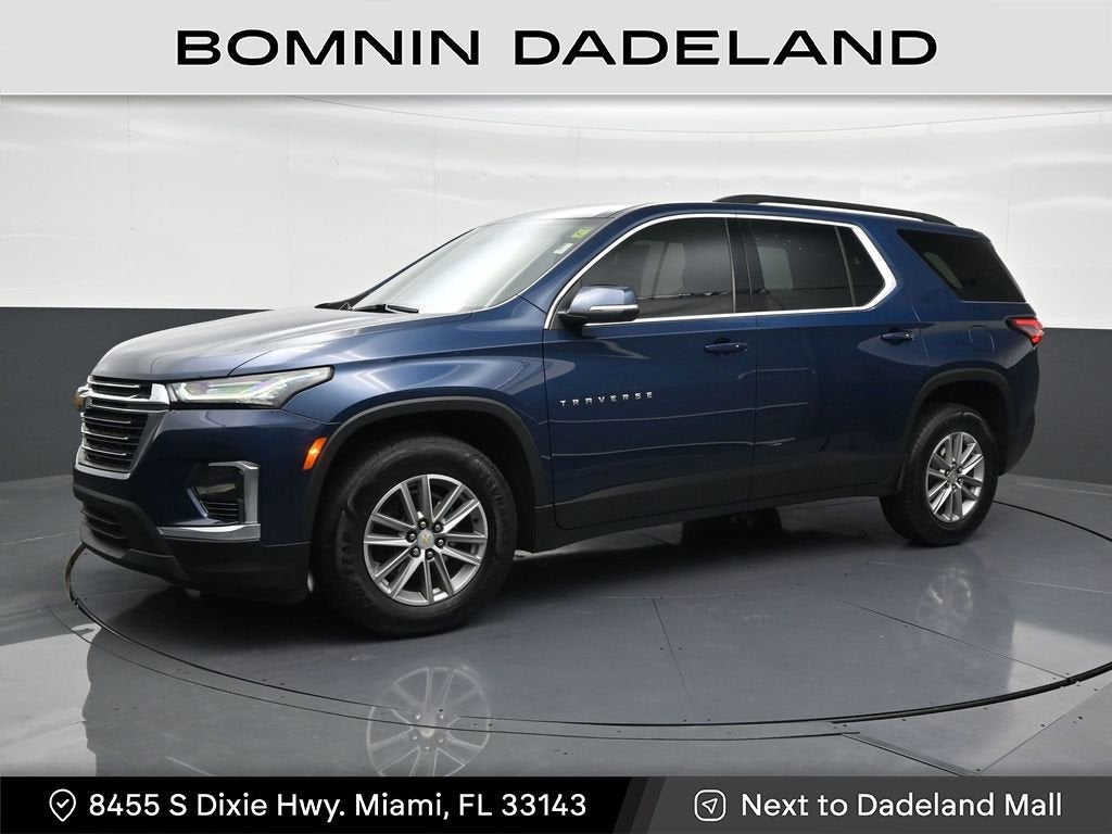 2023 Chevrolet Traverse LT Cloth