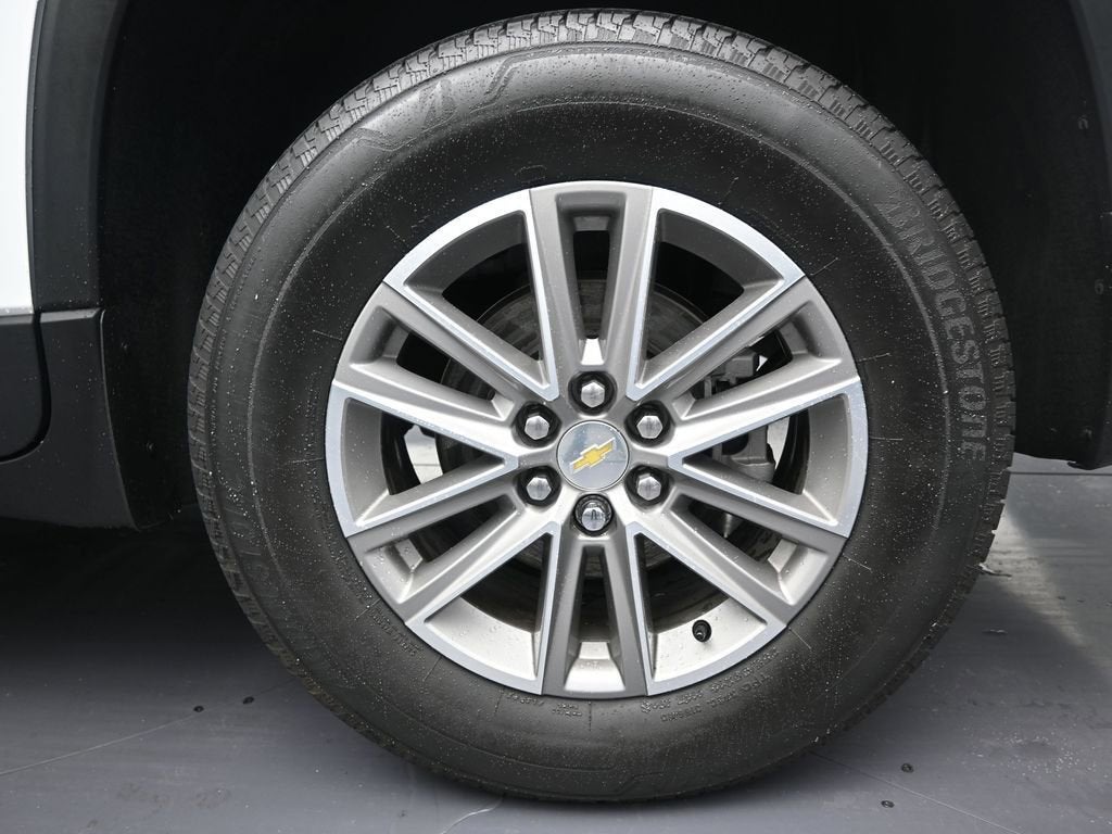 2024 Chevrolet Traverse Limited LT Cloth