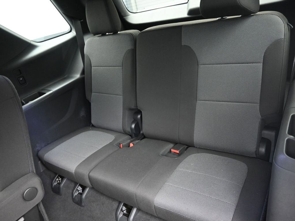2024 Chevrolet Traverse Limited LT Cloth