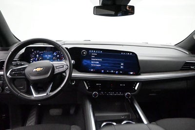 2025 Chevrolet Suburban LS