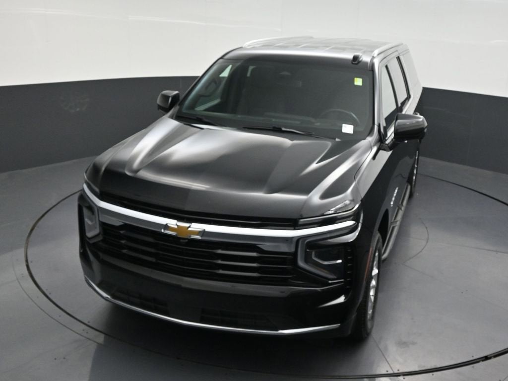 2025 Chevrolet Suburban LS