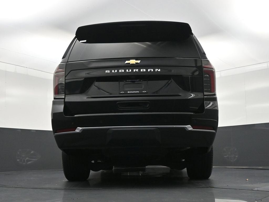 2025 Chevrolet Suburban LS