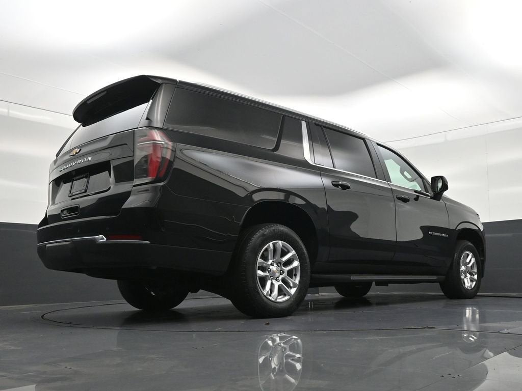 2025 Chevrolet Suburban LS