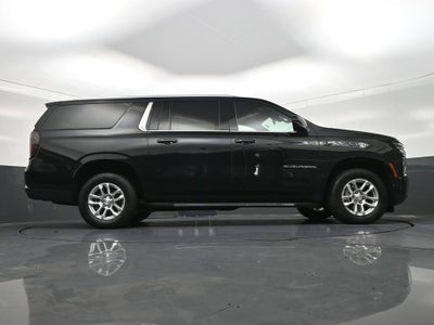 2025 Chevrolet Suburban LS