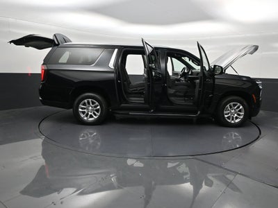 2025 Chevrolet Suburban LS