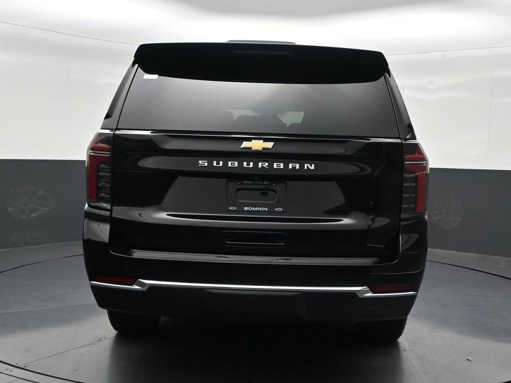 2025 Chevrolet Suburban LS