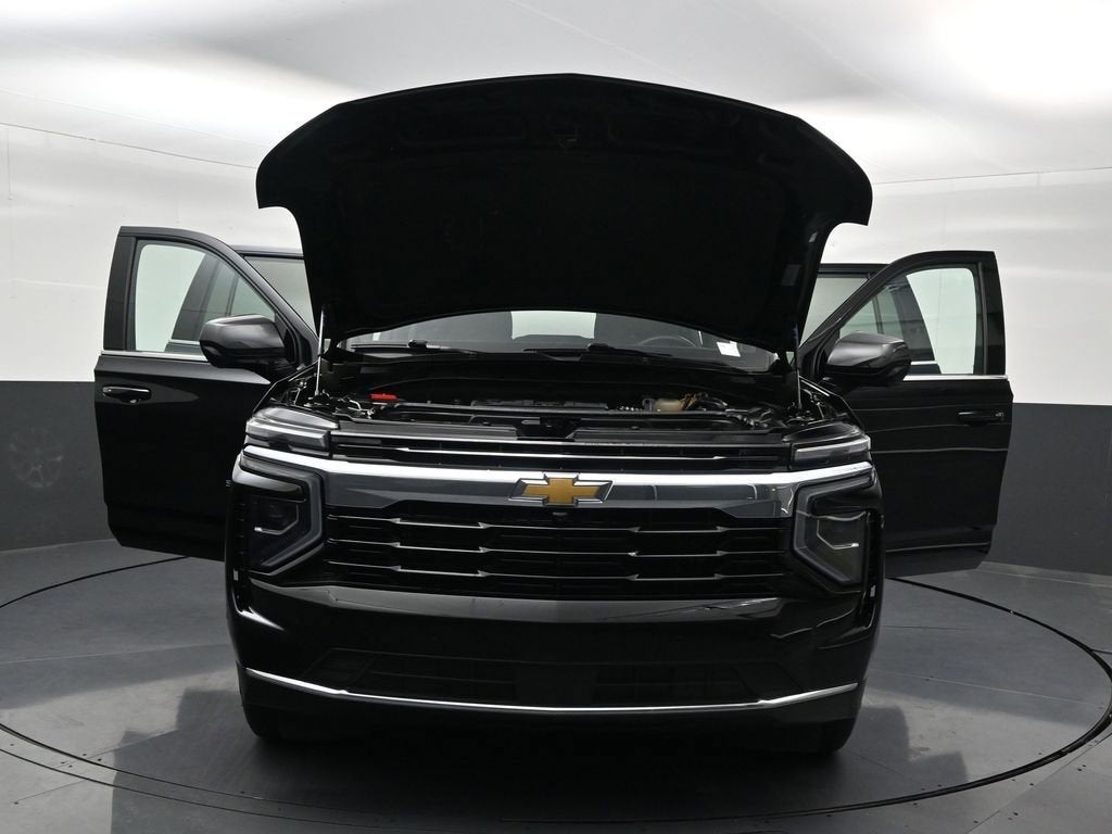 2025 Chevrolet Suburban LS