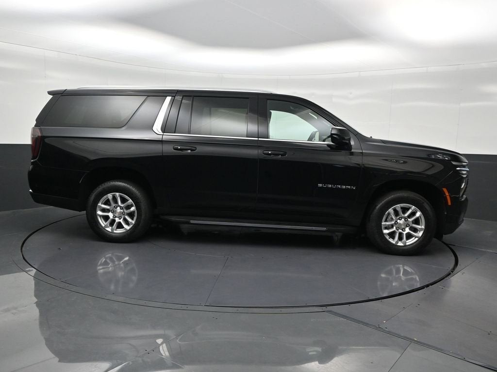 2025 Chevrolet Suburban LS