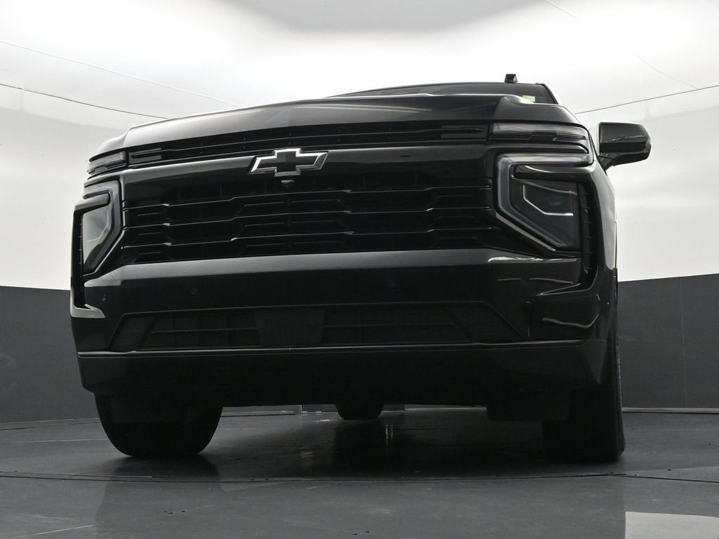 2025 Chevrolet Suburban LT