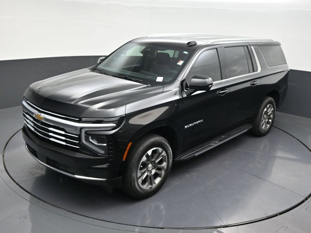 2025 Chevrolet Suburban LT
