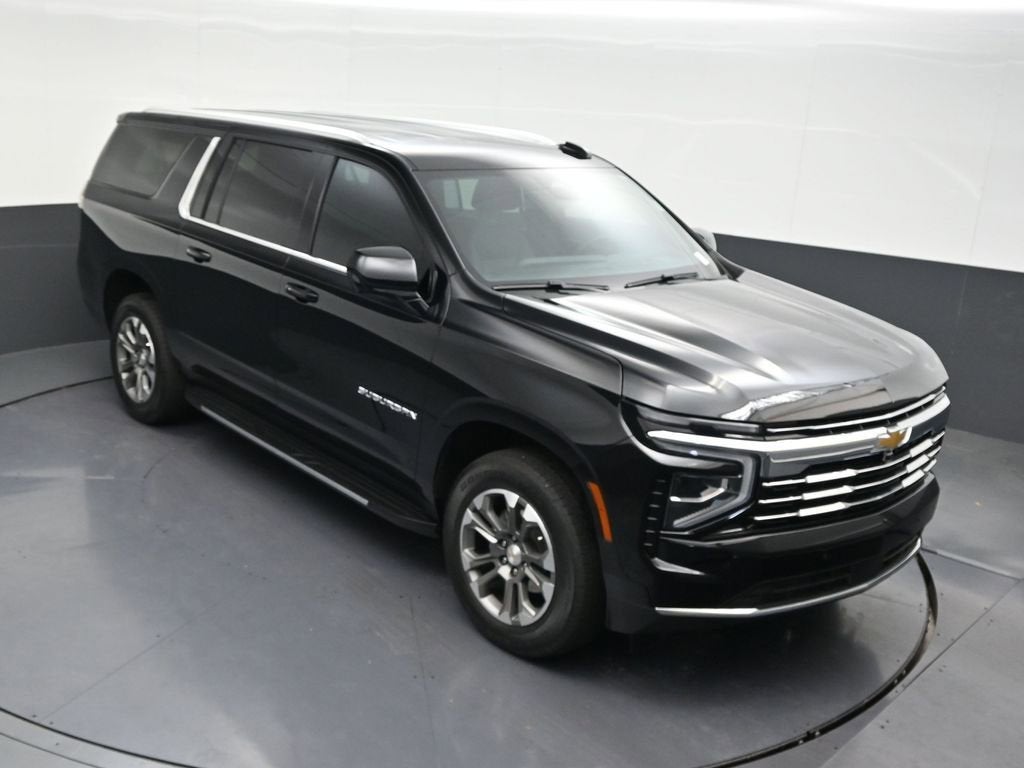 2025 Chevrolet Suburban LT