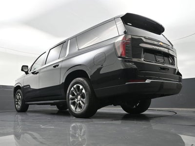 2025 Chevrolet Suburban LT