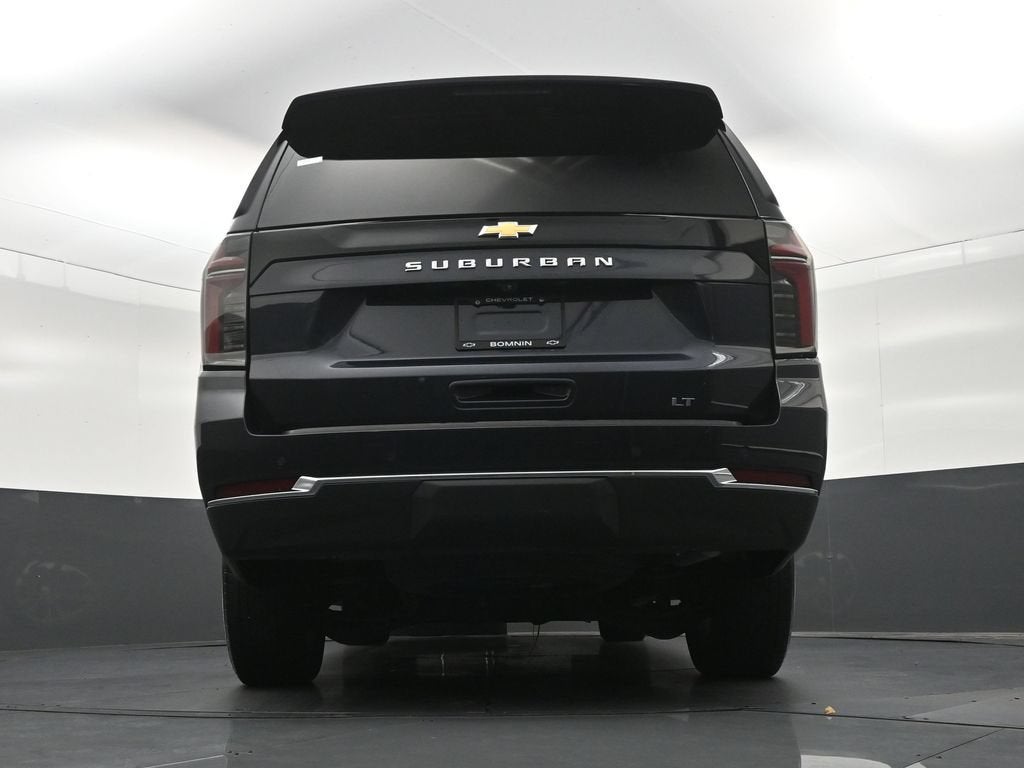 2025 Chevrolet Suburban LT