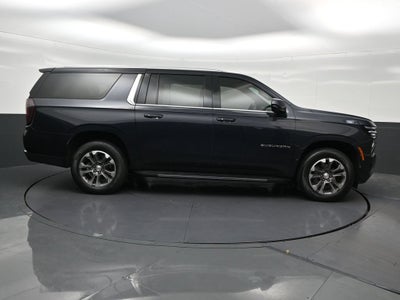 2025 Chevrolet Suburban LT